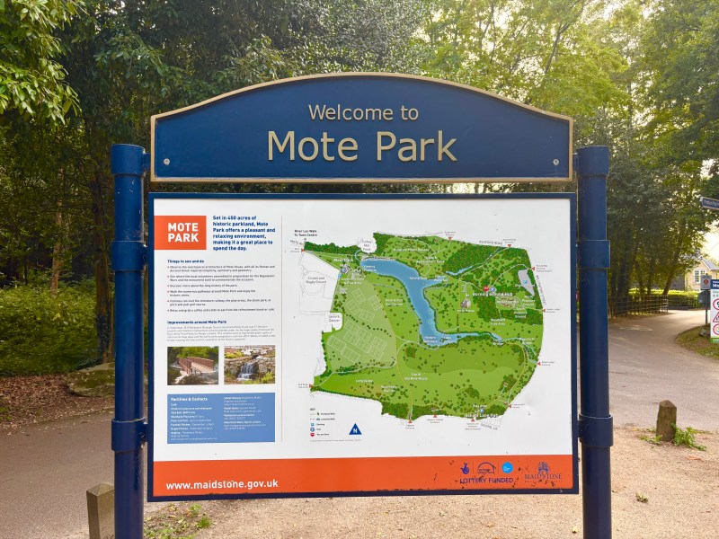 Mote Park welcome sign and map